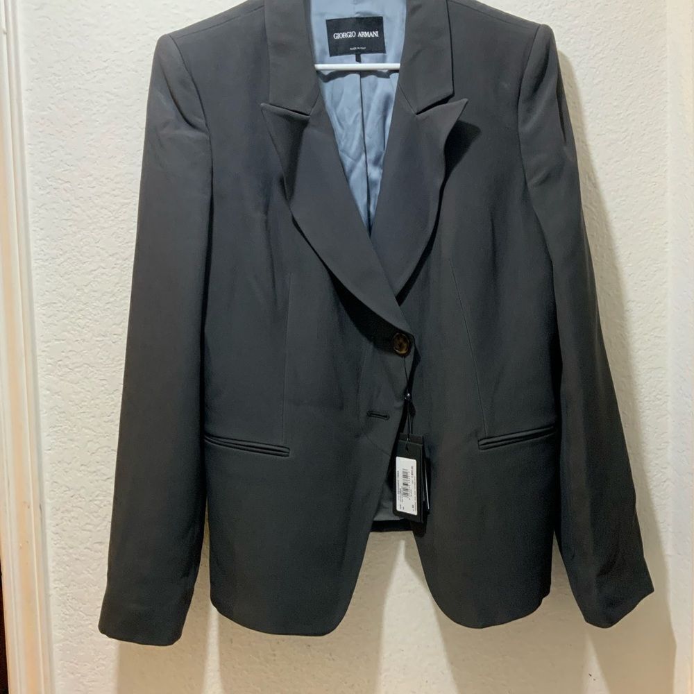 New with tags Giorgio Armani Blazer women Size 50 made in Italy $1850 - Picture 2 of 13